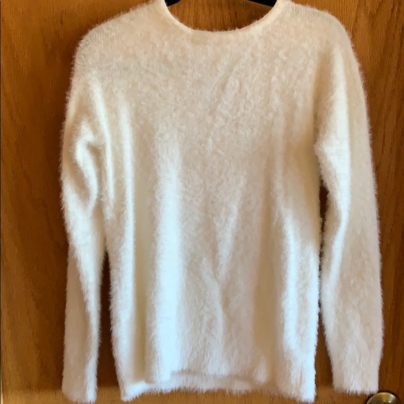 Sweater - Picture 4 of 4